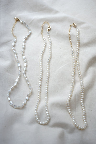 Knot Mini Keshi Pearls Layering Necklace - Mag.Pi