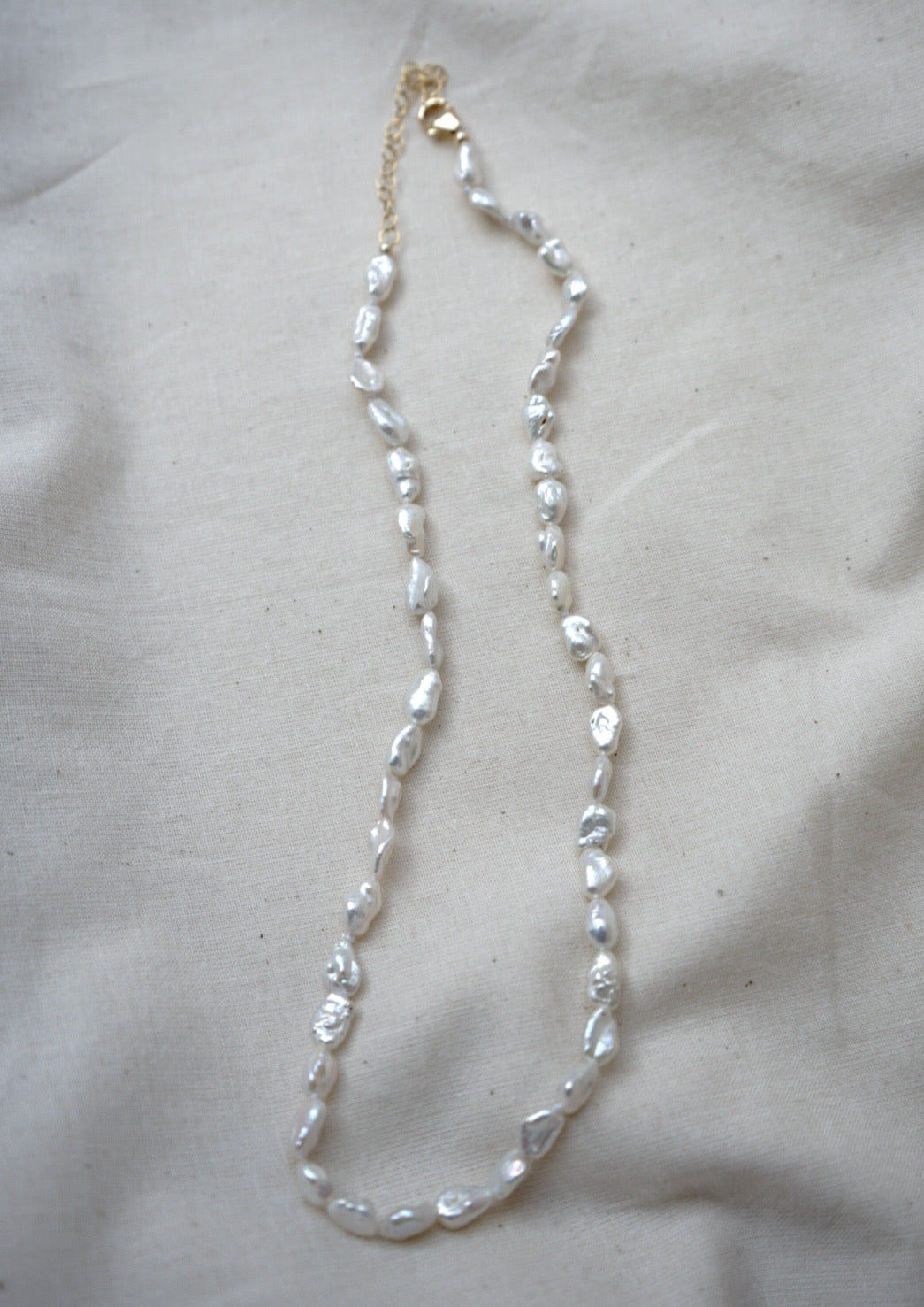 Knot Mini Keshi Pearls Layering Necklace - Mag.Pi