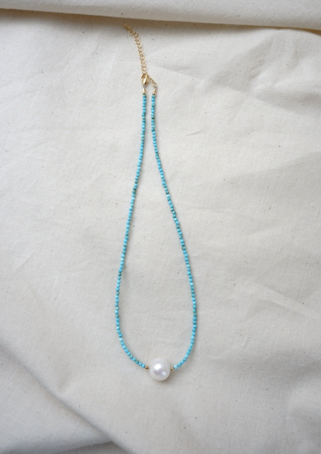 Turquiose and White Pearl Necklace - Mag.Pi